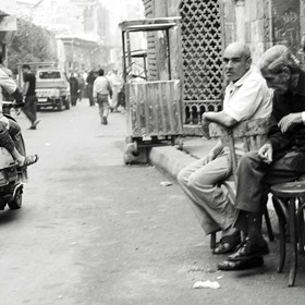 Street Photography: in Mu'iz Street